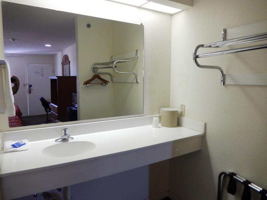 Motel 6-Azle, Tx Экстерьер фото